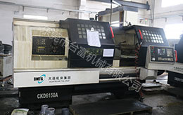 數(shù)控車(chē)床一角